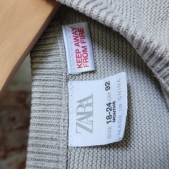 Zara Knit Sweater 18 - 24 M - Picture 3 of 3